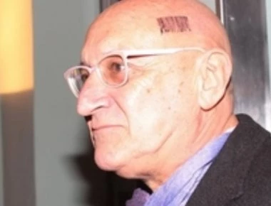 Ολοσχερώς κάηκε το σπίτι του σκηνοθέτη Δημήτρη Αρβανίτη στο Μάτι- Η ανάρτηση του γιου του